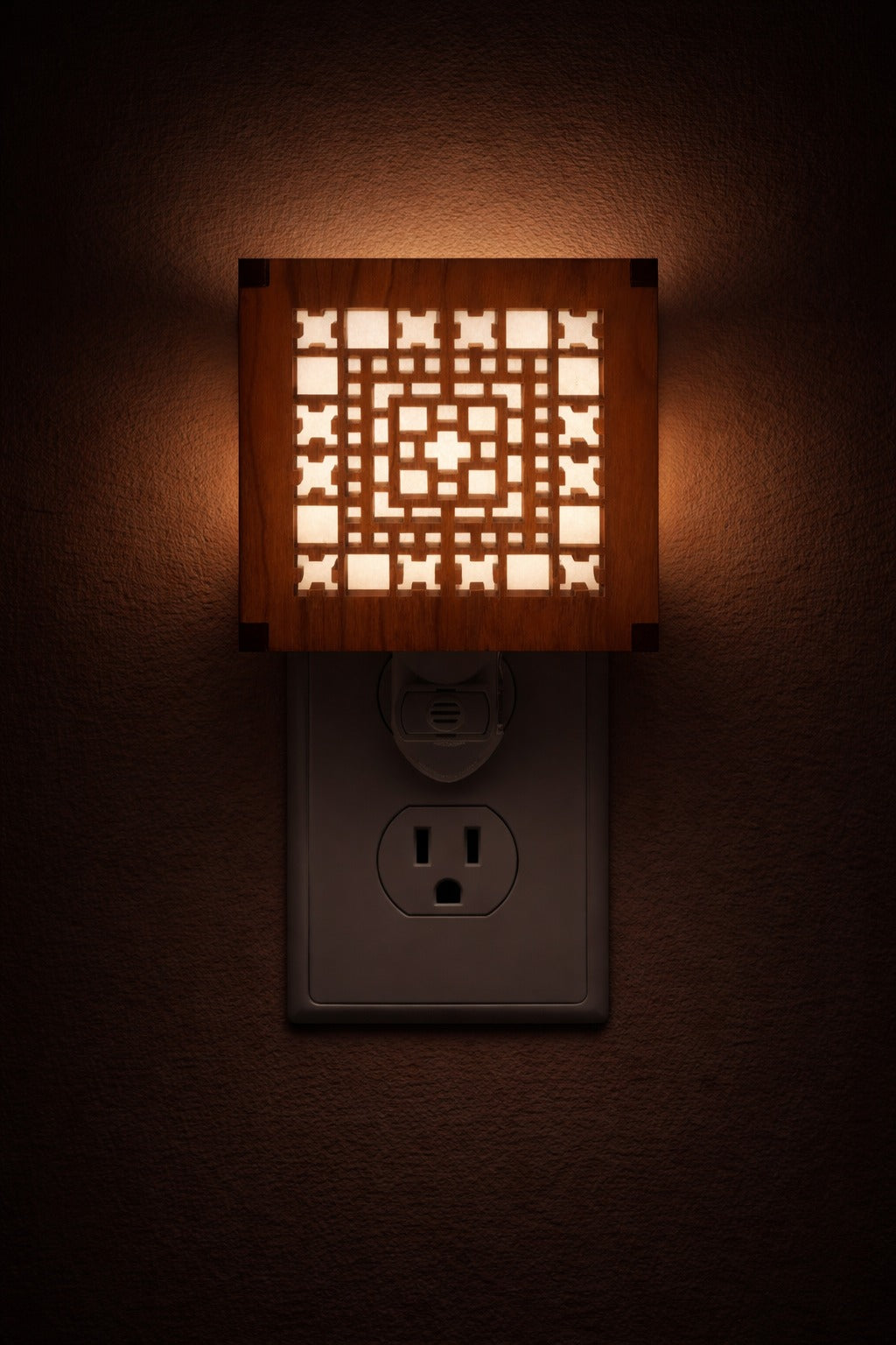 Allen House A Night Light | Frank Lloyd Wright | AlaModerna