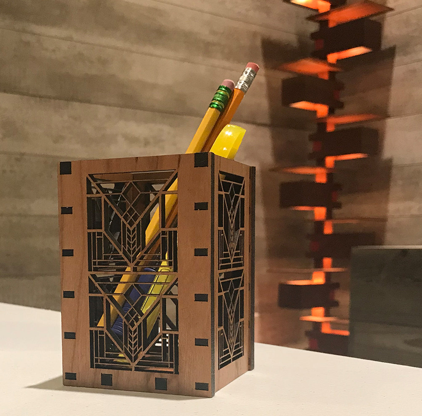 Lake Geneva Pen Holder