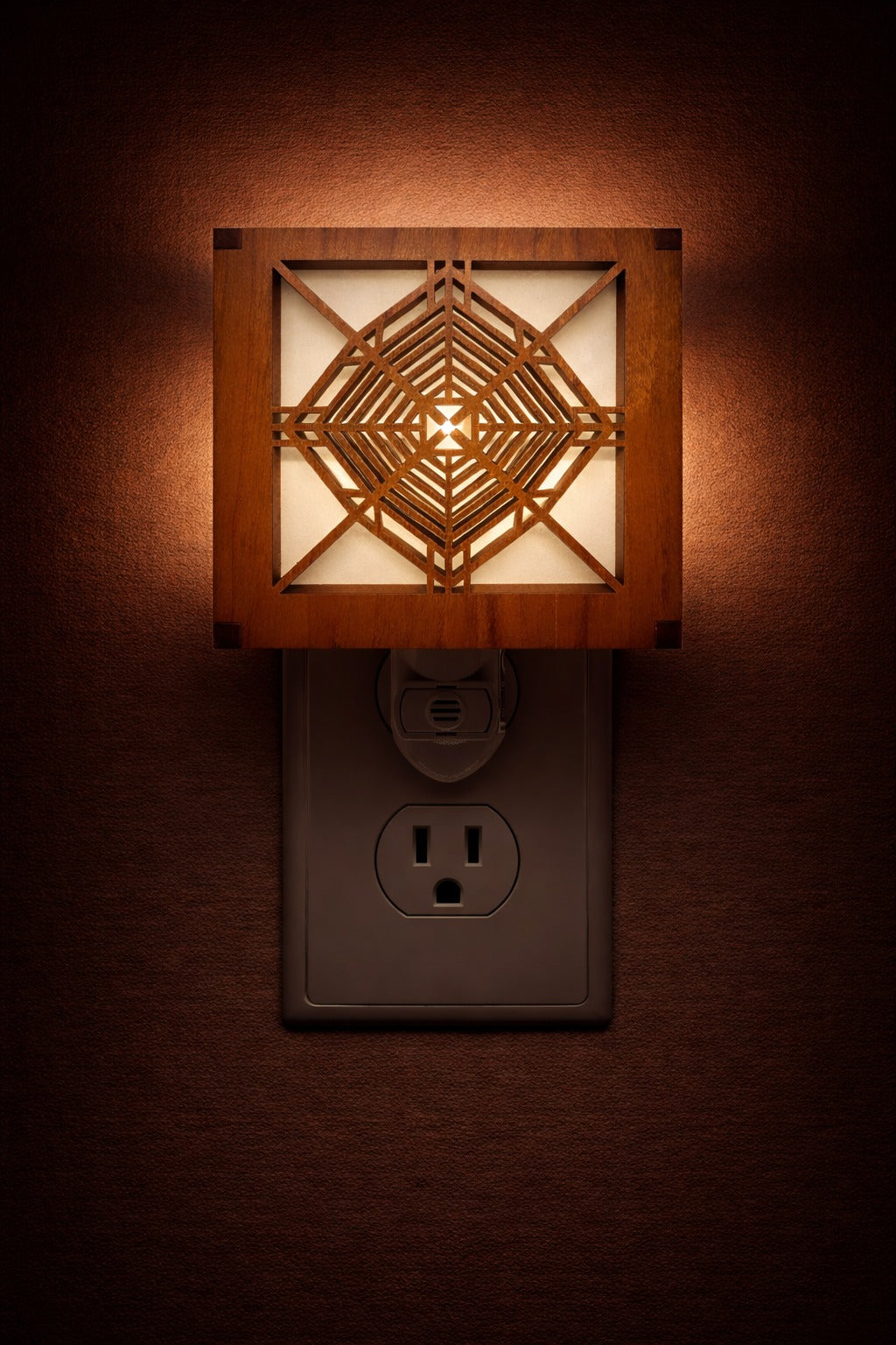 Prairie School Art Glass Night Light | Frank Lloyd Wright | AlaModerna