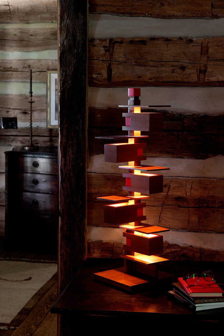 Taliesin 3 Cherry Edition

Frank Lloyd Wright, Taliesin, AlaModerna, Taliesin 3, table lamp