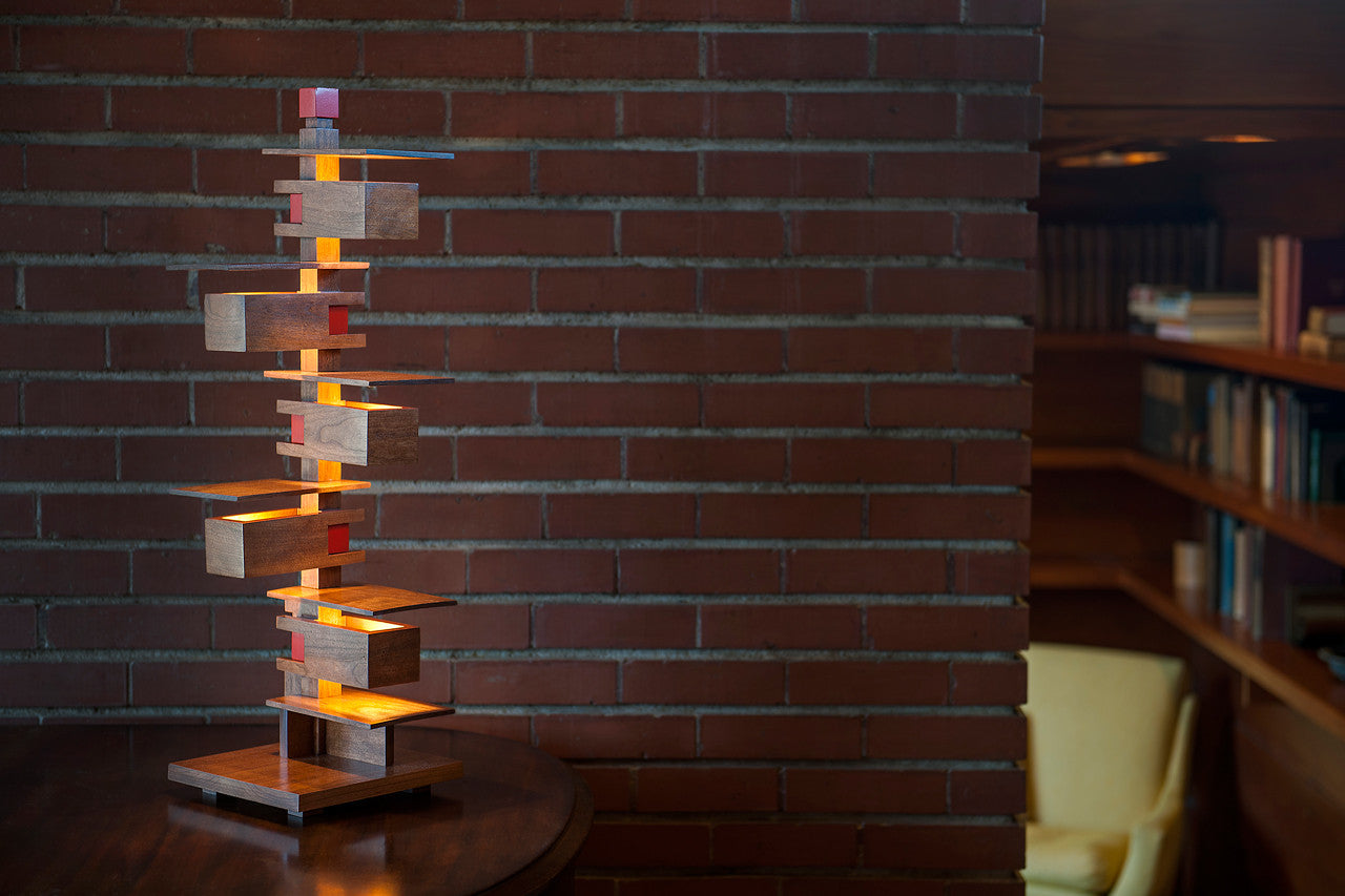 Taliesin 3 Cherry Edition

Frank Lloyd Wright, Taliesin, AlaModerna, Taliesin 3, table lamp